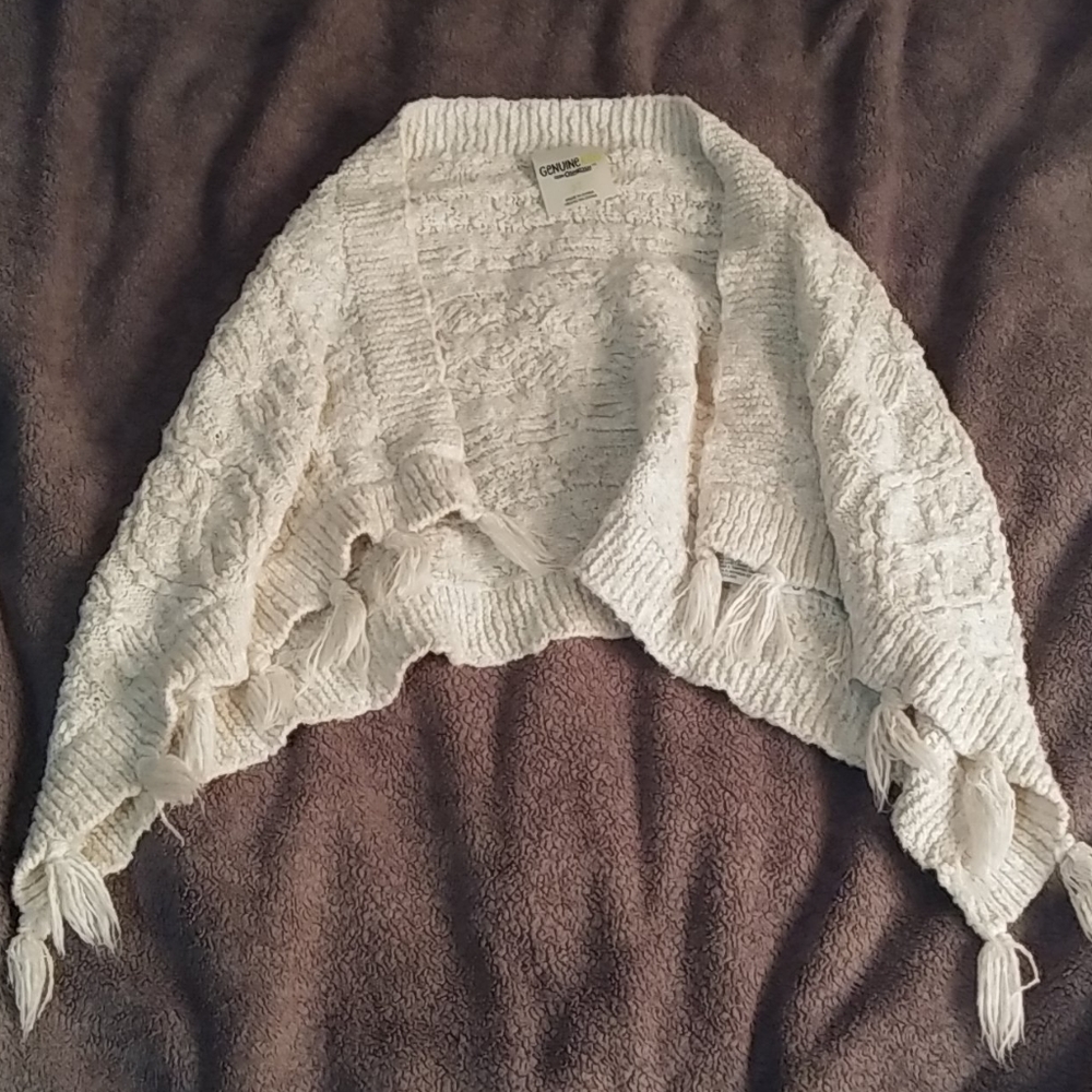 Size 3T shawl